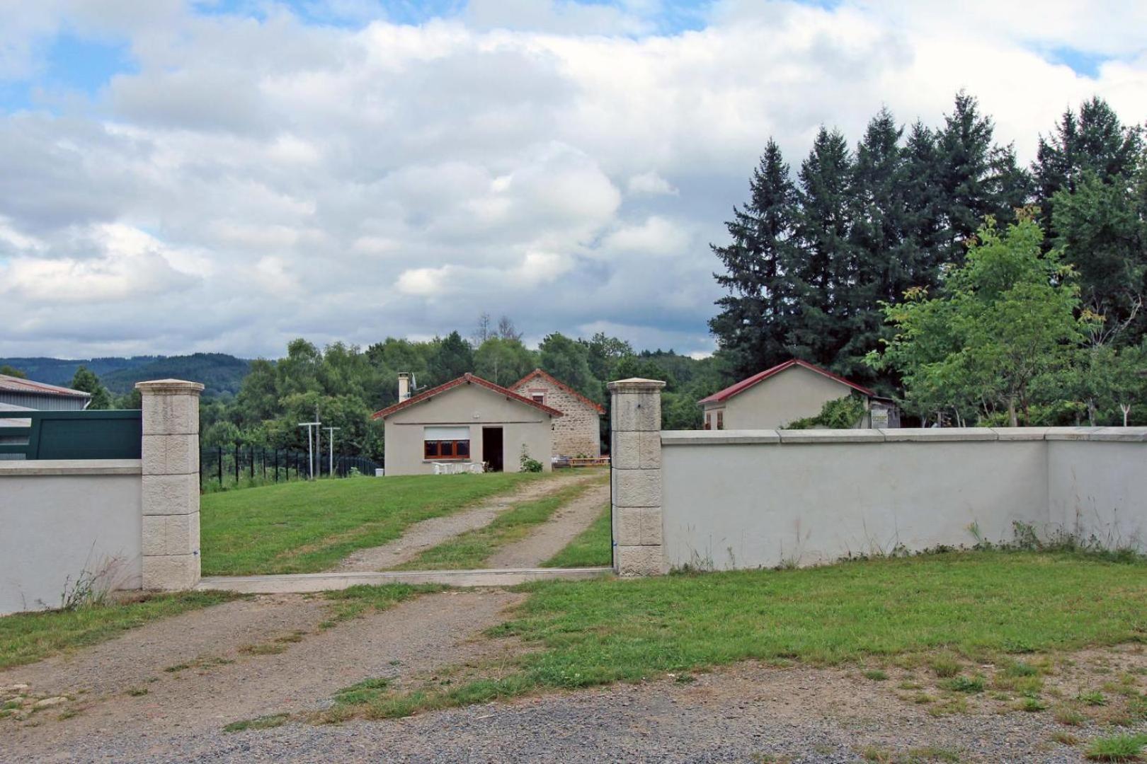 Villa Au Bon Accueil Peyrat-le-Château Esterno foto